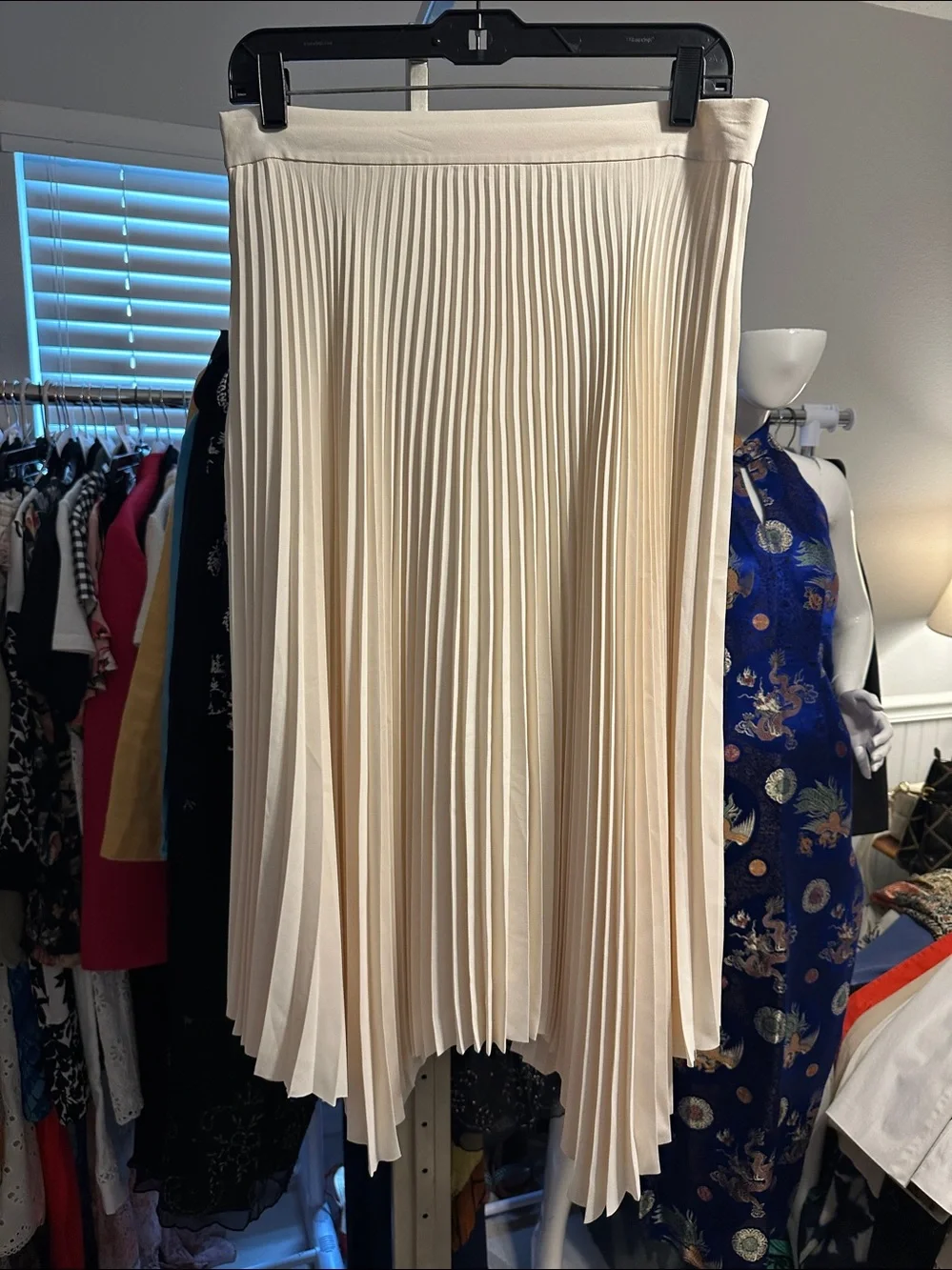 Tory Burch Cream Pleated Asymmetric Midi Skirt Size 12